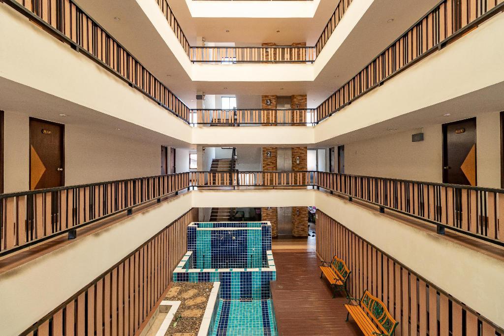 Aparthotel Grannylla Charoenkrung Bangkok Exterior foto